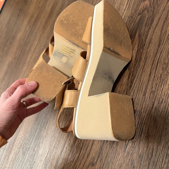 Anthropologie woven leather heels - Picture 8 of 9